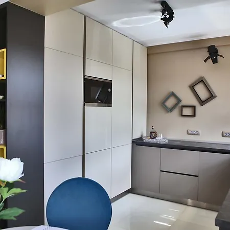 Jr Choice Luxury Suites Апартаменти