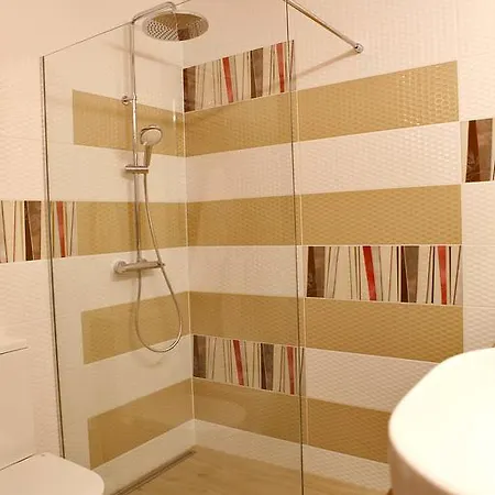 Апартаменти Jr Choice Luxury Suites